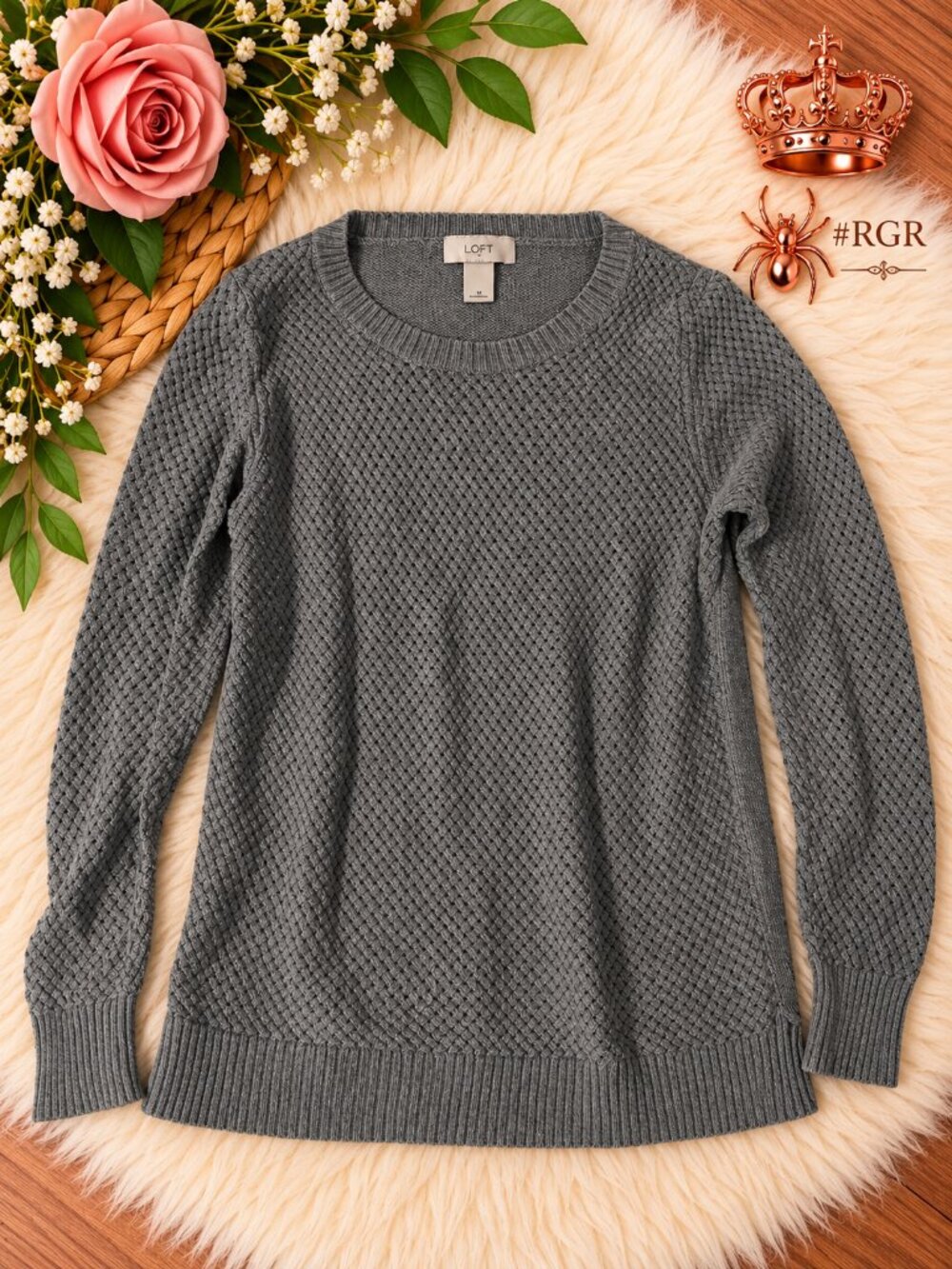 LOFT Gray Textured Knit Sweater – Women’s Medium 🩶